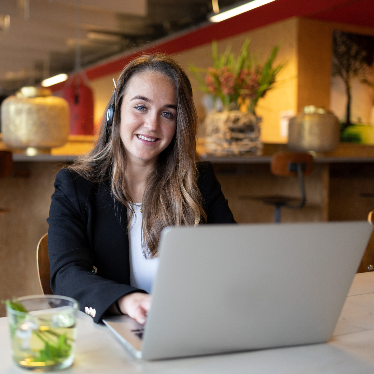 Netwerk aan studenten – brandstof